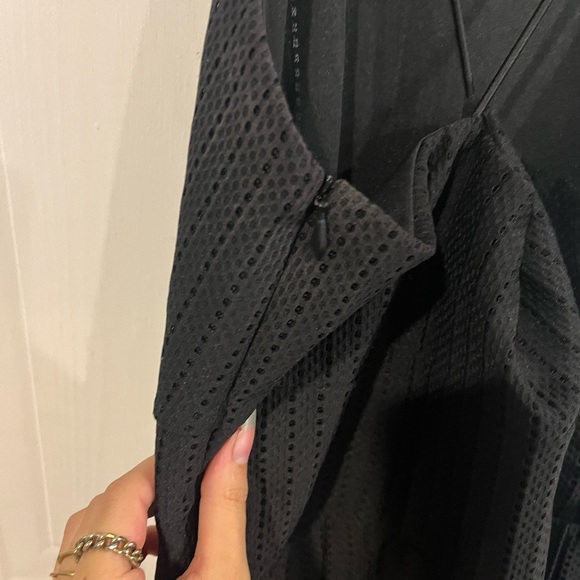 Simons twik| Balck dress cross in the back - Picture 4 of 5